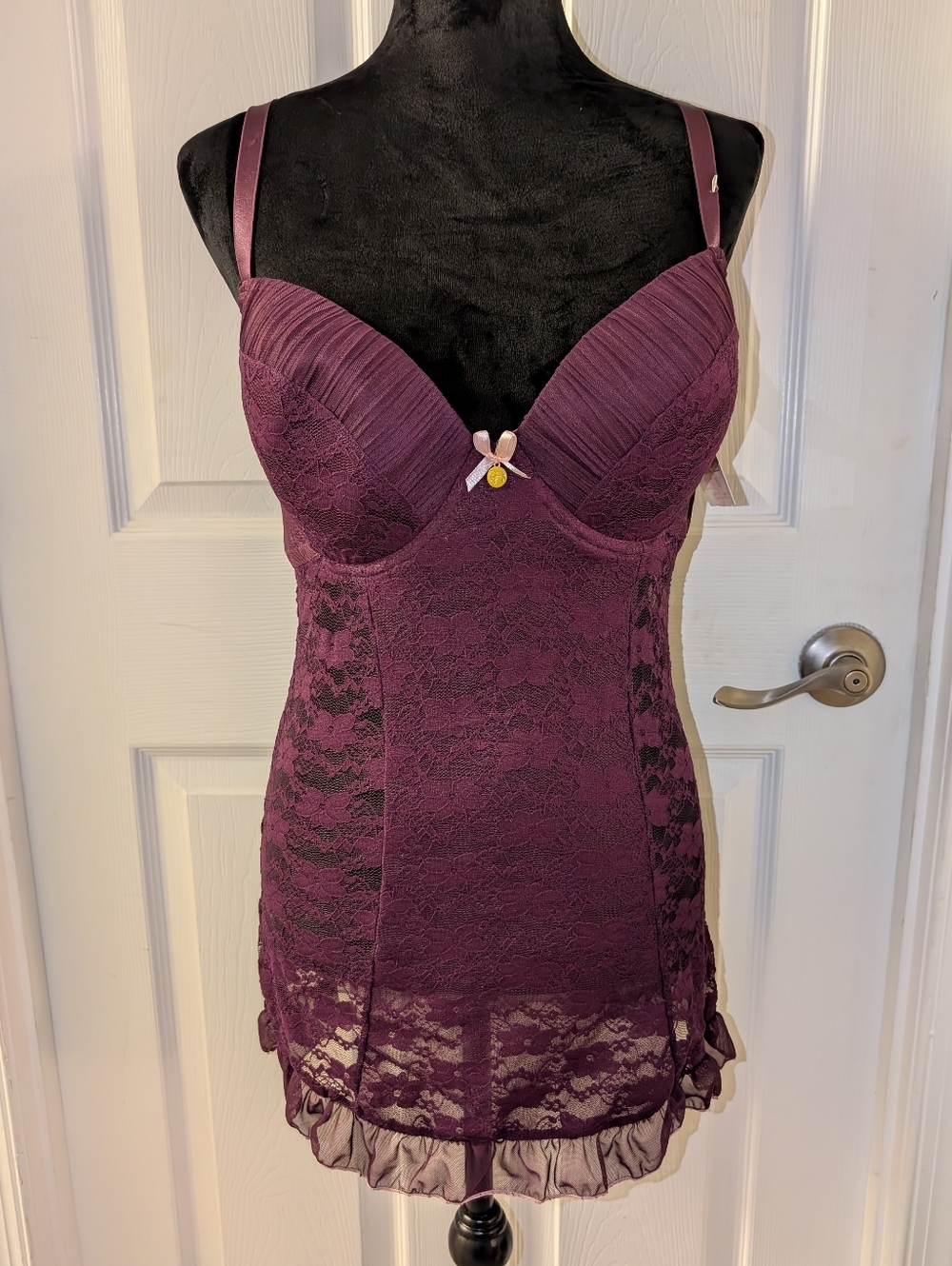 Jessica Simpson Lace Chemise w/ Sheer Ruffle Hem